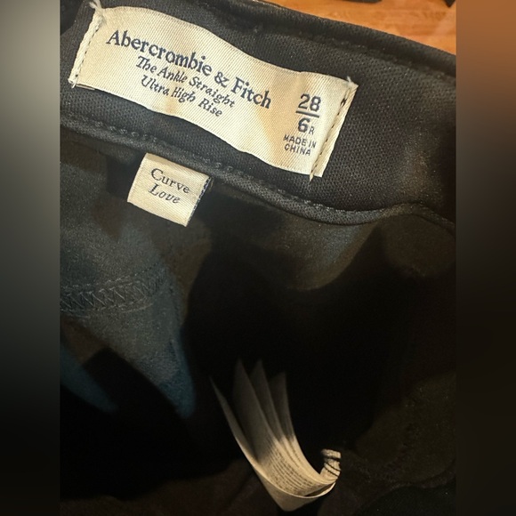 Abercrombie & Fitch denim &Faux Leather the Ankle Straight Ultra High Rise Jeans - Picture 8 of 14